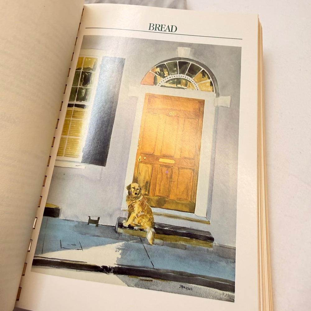 2 Vtg 80's Jr. League Cookbooks Charleston Receipts Repeats & Southern Elegance - Picture 6 of 11